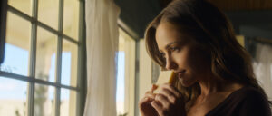RANSOM CANYON, SEASON 2. Minka Kelly as Quinn in Episode 201 of Ransom Canyon. Cr. Courtesy of Netflix © 2026